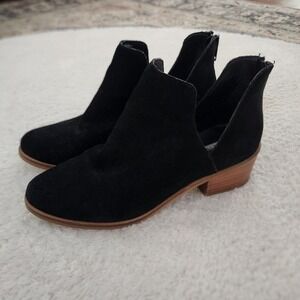 Steve Madden Raisie Black Suede Cutout Ankle Boots Womens Size 7M